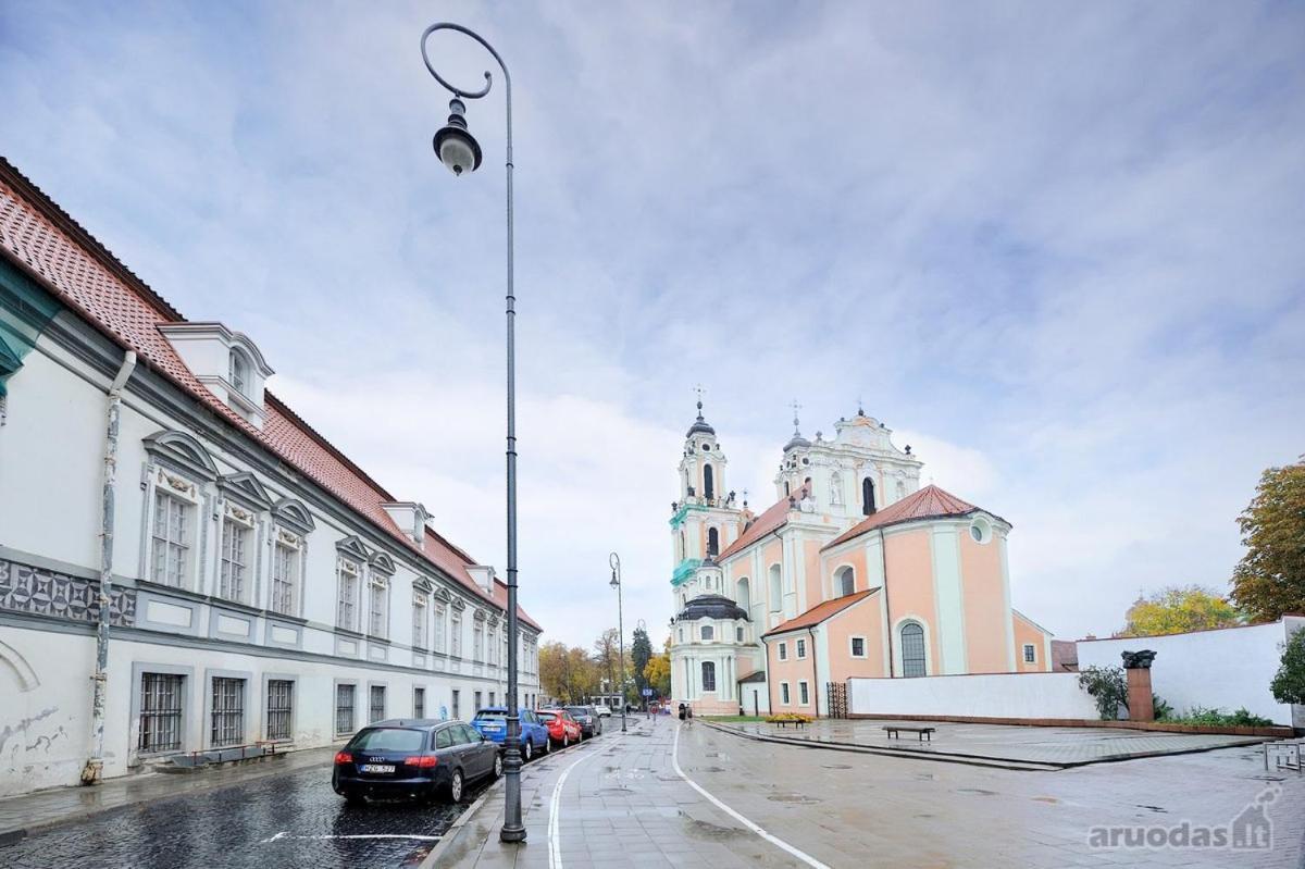 Cozy One Bedroom Apartment In Old Town Vilnius Exterior foto